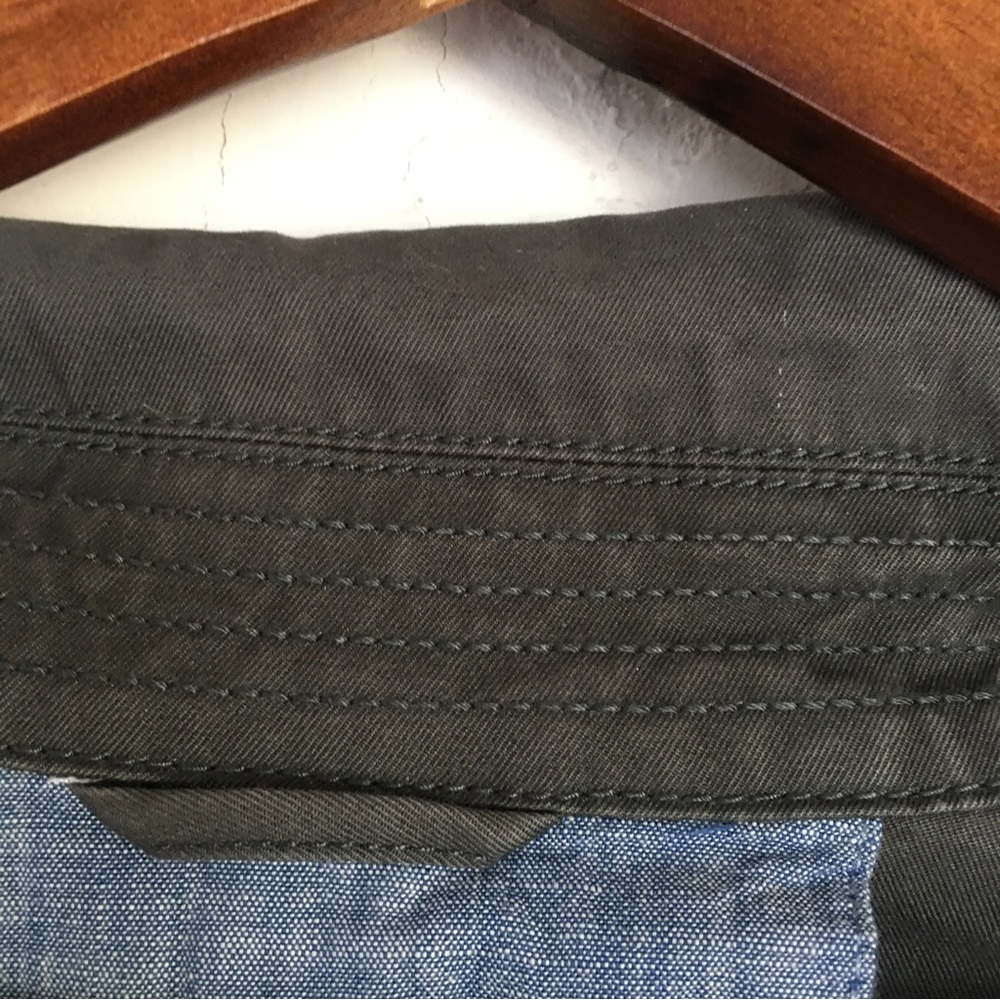 The Gap Dark Gray Lightweight Trench Coat, Size L - Picture 8 of 11